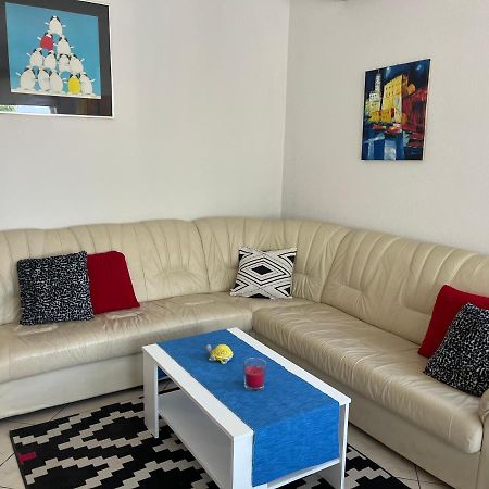 Old Town Center Apartments Supetar Luaran gambar