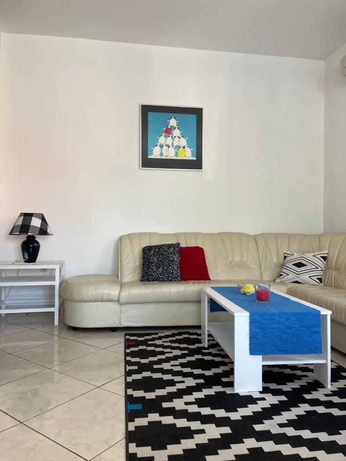 Old Town Center Apartments Supetar Luaran gambar