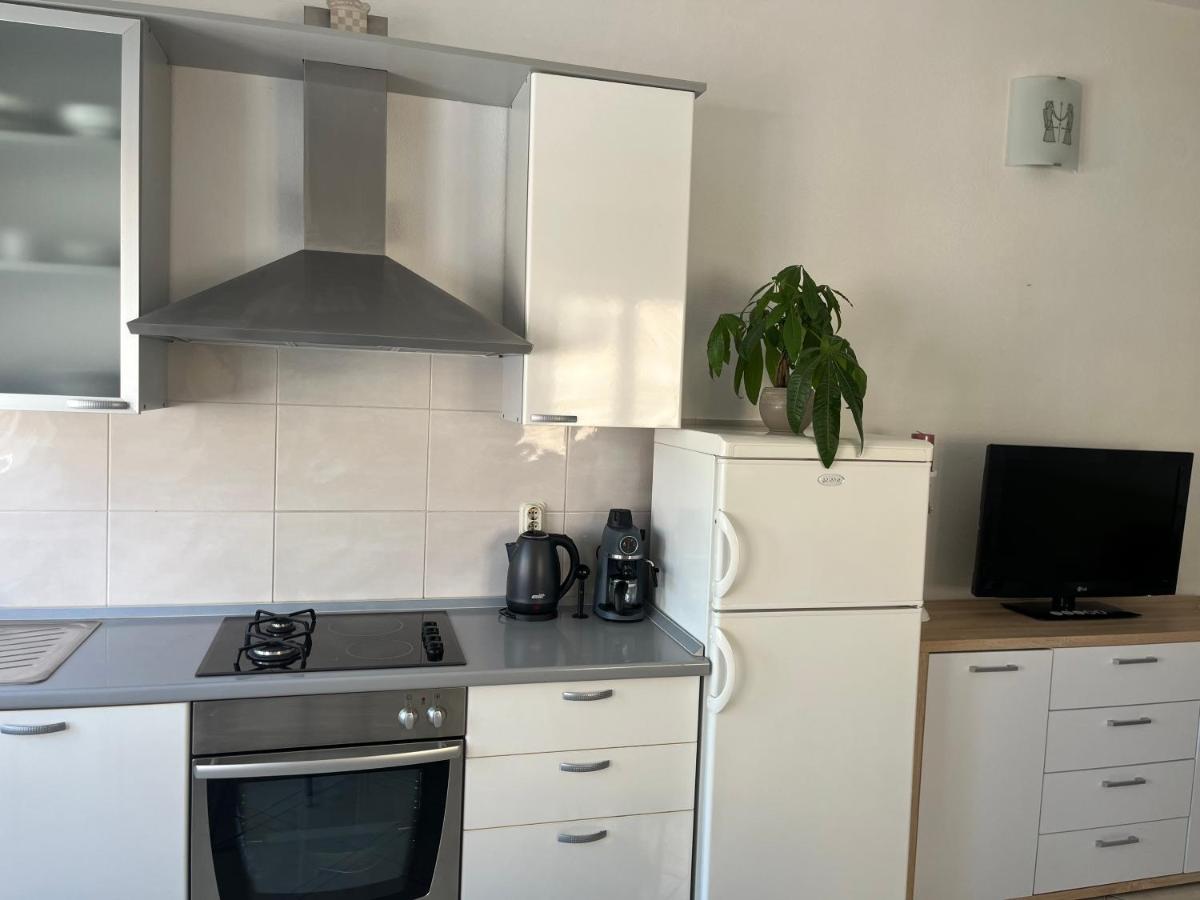 Old Town Center Apartments Supetar Luaran gambar